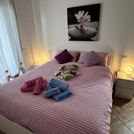 Апартаменты La Casina Azzurra Монтесильвано Экстерьер фото