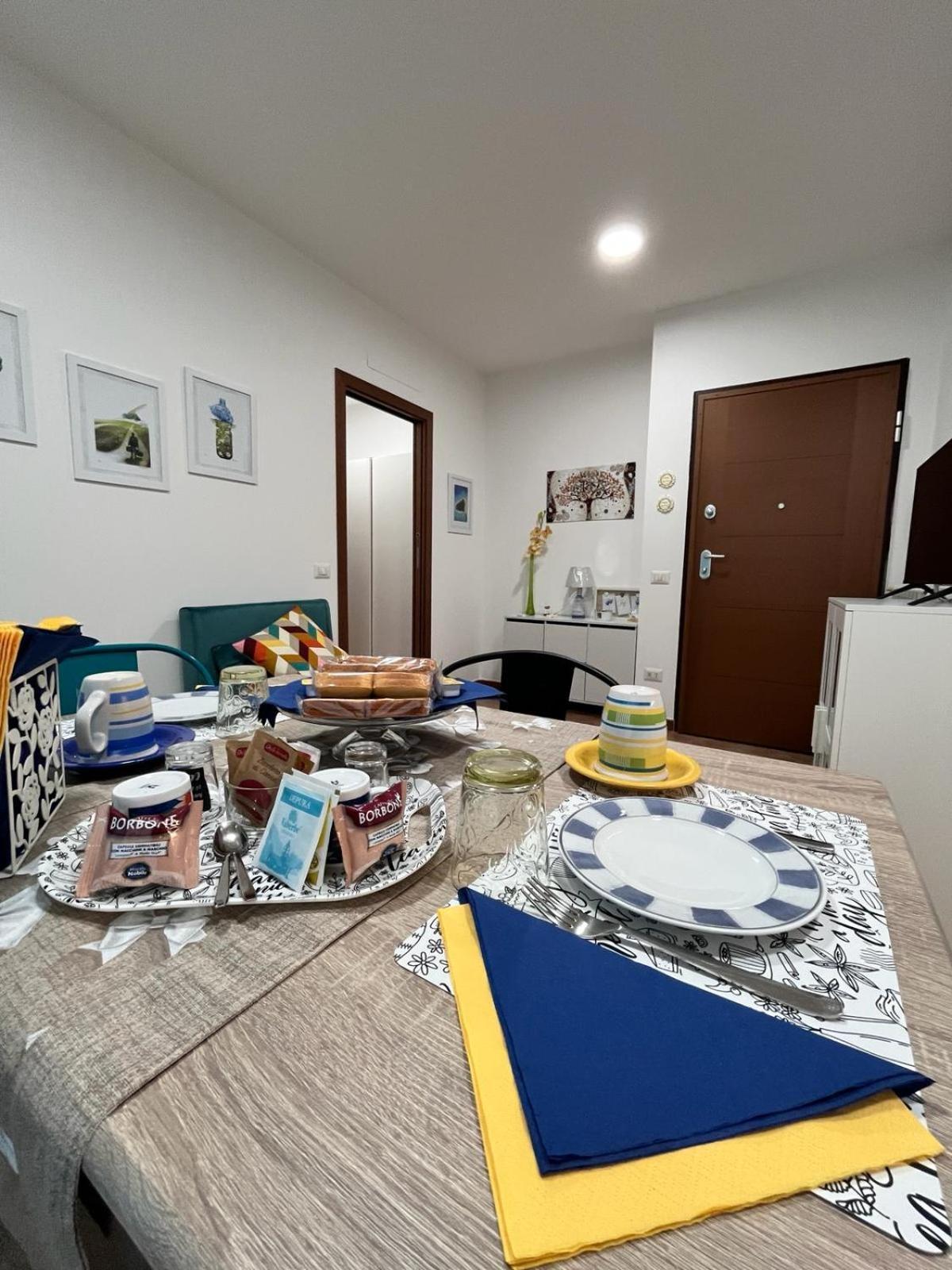 Апартаменты La Casina Azzurra Монтесильвано Экстерьер фото